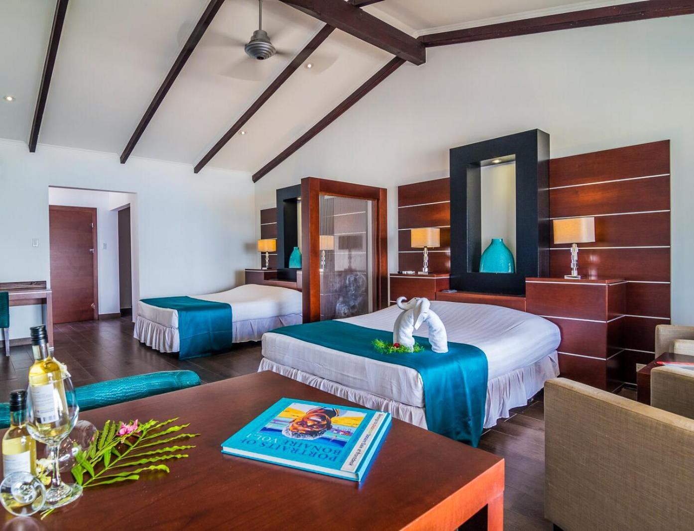 Van Der Valk Plaza Beach & Dive Resort Bonaire Kralendijk  Exterior foto