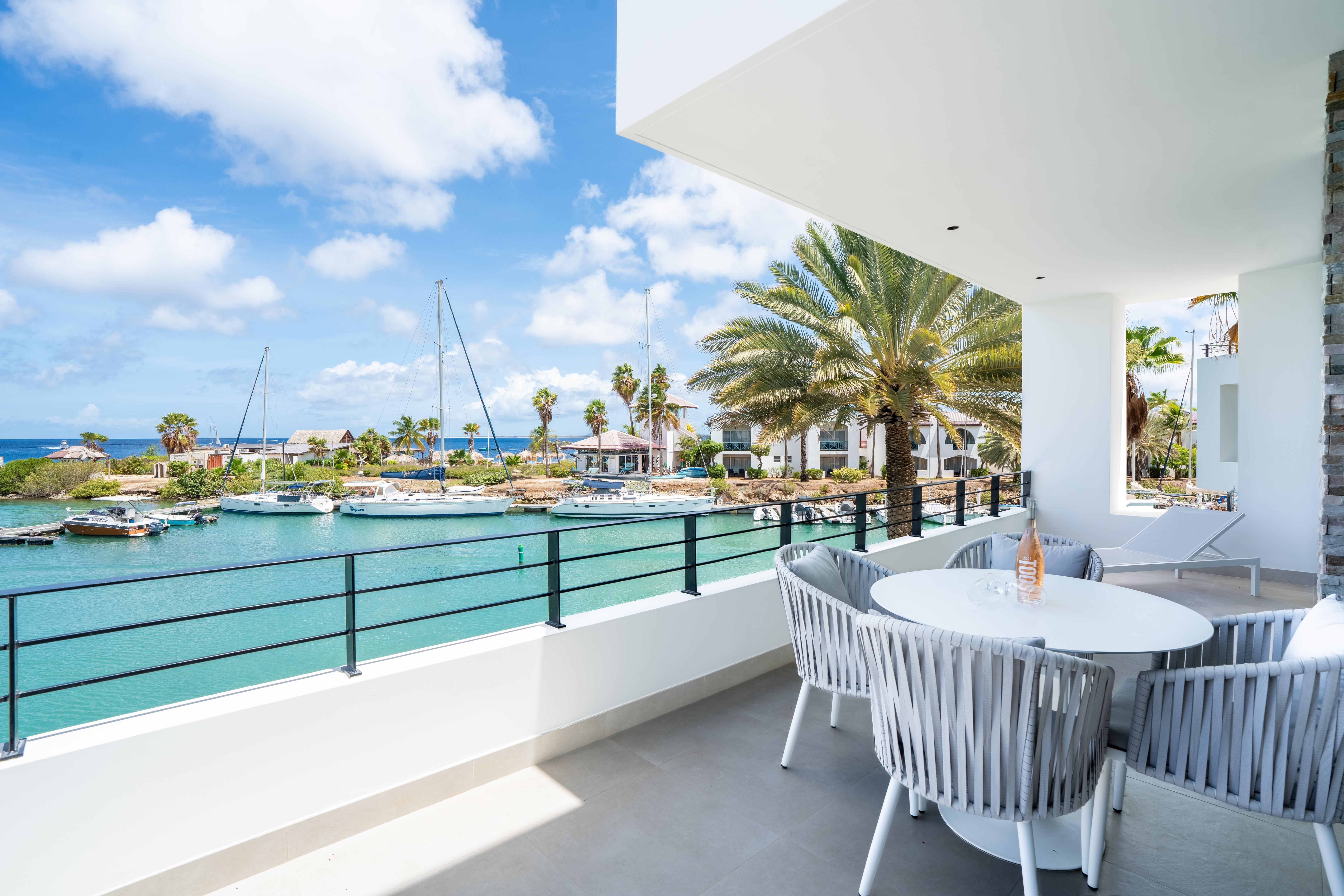 Van Der Valk Plaza Beach & Dive Resort Bonaire Kralendijk  Exterior foto