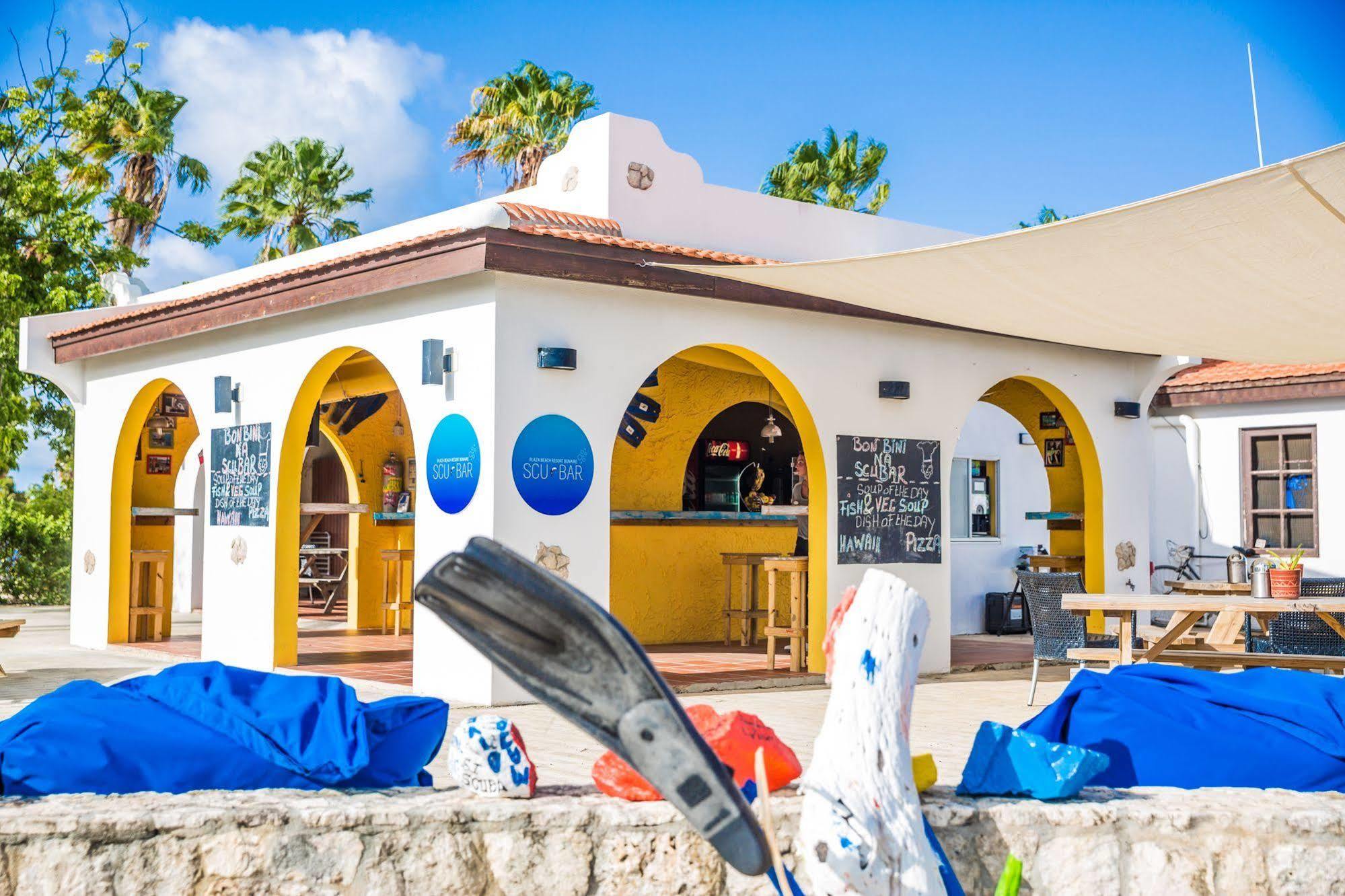 Van Der Valk Plaza Beach & Dive Resort Bonaire Kralendijk  Exterior foto